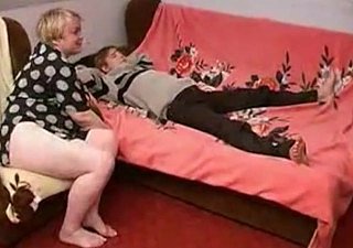แม่พูดถึงลูกชายจะมีเพศสัมพันธ์ของเธอ