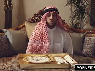 isteri Arab dihukum oleh suaminya