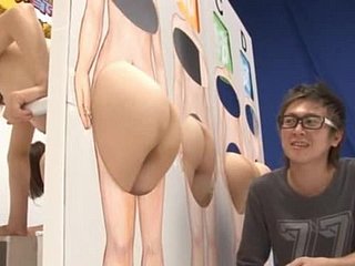 Il concorrente sceglie una ragazza di Worthiness Hole involving Creampie
