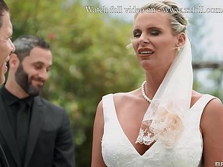 Bridezzilla : 결혼식 파트 1 -Phoenix Marie, Price d 'Angelo / Brazzers / Stream가 가득한