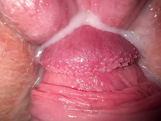 Cận cảnh chết tiệt với chồng của chị gái