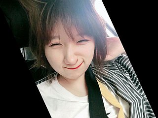 衡阳 骚货 胡尔斯 她 老公 谢欣戴绿帽 ， 被 同事 的 大鸡巴操 的 叫 ， 还 把 她 的 骚逼 妹妹 胡尔 其 也 介绍 同事 日穴 日穴