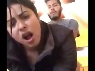 Khaliji Arab, seks dubur, kawan di rumah