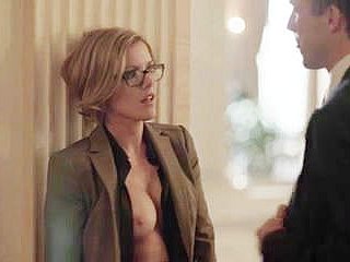 Kathleen Robertson - Compilação do chefe