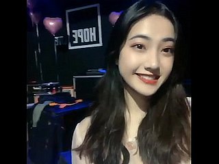 Zusammenstellung schöner chinesischer Models