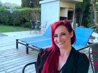 Güzel MILF Imbue anal seks keşfediyor