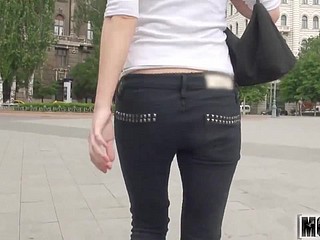 Turist Bantlar Macy oynadığı O'nun Anal Exploits videosu - Mofos