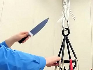 Way-out violentamente golpeado belleza BDSM
